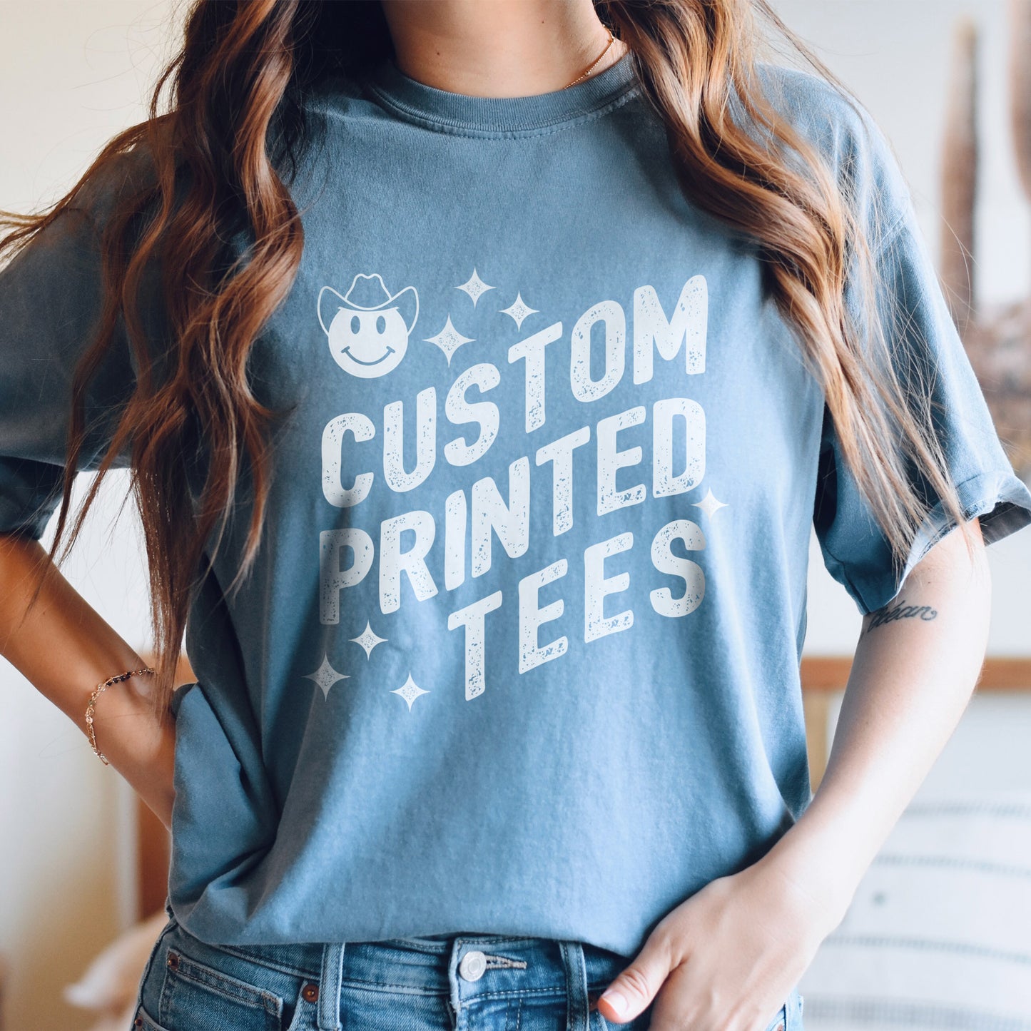 a comfort colors tee in blue jean